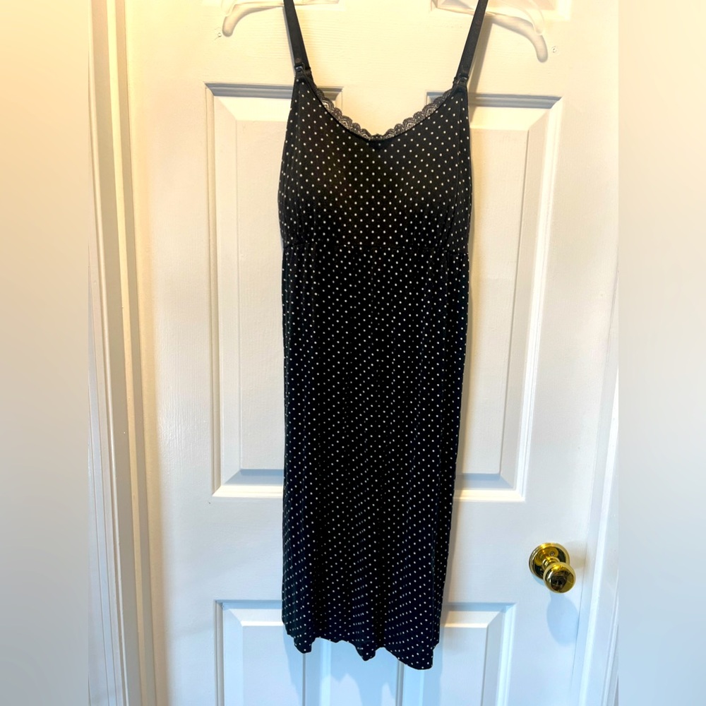 Nursing nightgown